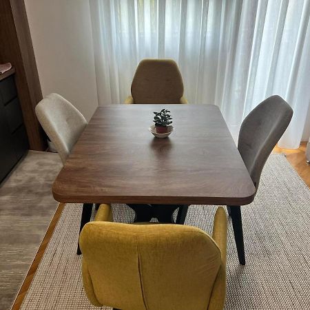 Kuman Apartments Kumanovo Kültér fotó